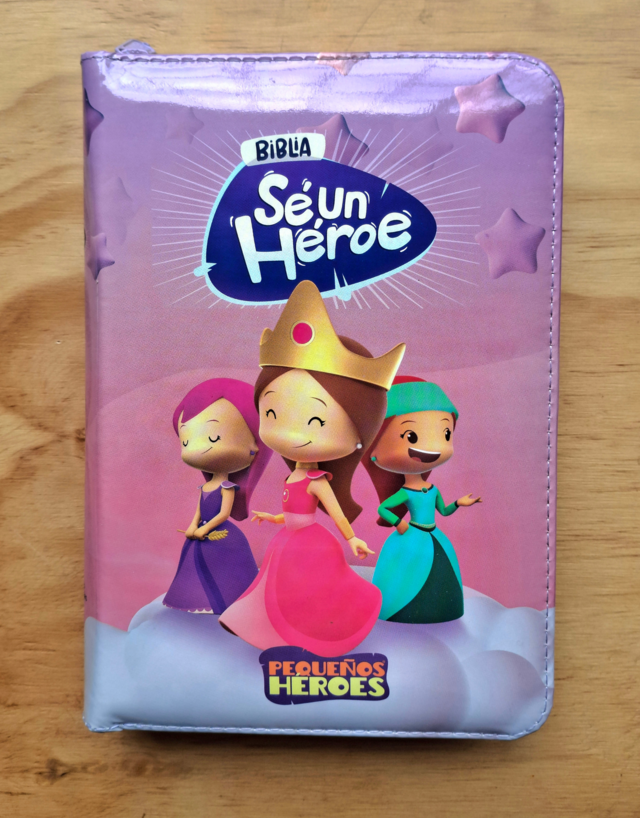 Biblia Sé un Héroe Rosa